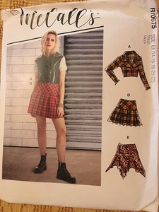 Chaqueta retro, chaleco, faldas, c 2020 McCall's patrón mujer talla 14-22 sin usar - Imagen 1 de 2