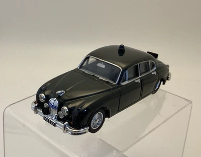 Vanguards Corgi 1:43 Scale VA08400 Jaguar MKII Somerset Constabulary - Image 1 of 4