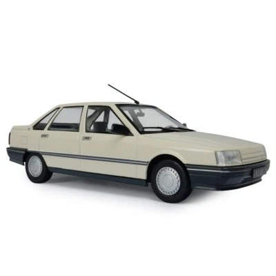 AUTO VINTAGE EUROPE COLLECTION Modello 1:24 n° 32 RENAULT 21 GTS - 1986 - Immagine 1 di 2