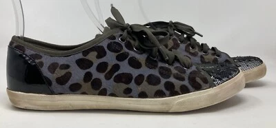KG by Kurt Geiger 8 (41) Zapatillas planas de leopardo y lentejuelas con cordones para mujer Foto 1 de 4