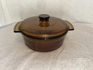 Vintage Anchor Hocking Amber Casserole Dish Holds 2 Quarts! - Picture 1 of 8