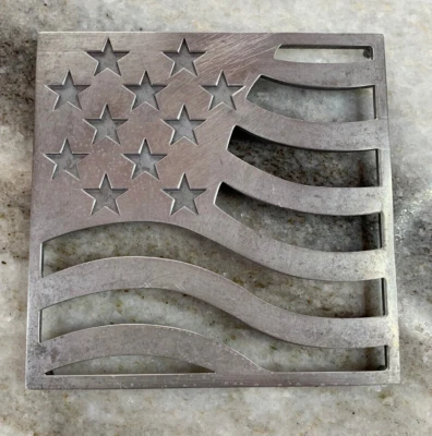 De colección Mediados de Siglo Moderno MCM Aluminio Placa Caliente Trivet Estrellas Bandera Americana Foto 1 de 4
