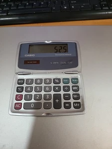 Casio Calculadora Electrónica Doble Hoja SL-200TE Célula Solar Batería Impuesto y Cambio - Imagen 1 de 3
