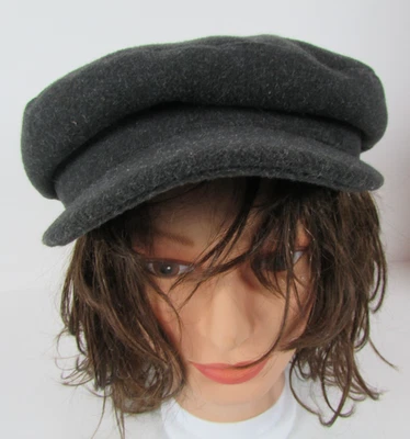 Gorra gris para mujer sin marca News niño violinista marinero Foto 1 de 4