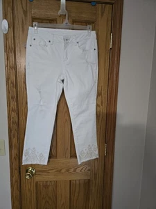  Jeans weiß mit Stickerei Cropped  - Bild 1 von 10