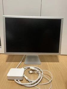 Apple A1082 EMC-2010 23 InchCinema HD Display Monitor -TESTED WORKING - Picture 1 of 22