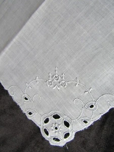 Vintage Flowers Hankie Embroidery Floral Handkerchief Emb Hanky 1363 - Picture 1 of 12