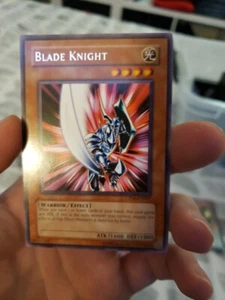 YU-GI-OH BLADE KNIGHT - SILVER RARE LP CP06-EN007 - Picture 1 of 4