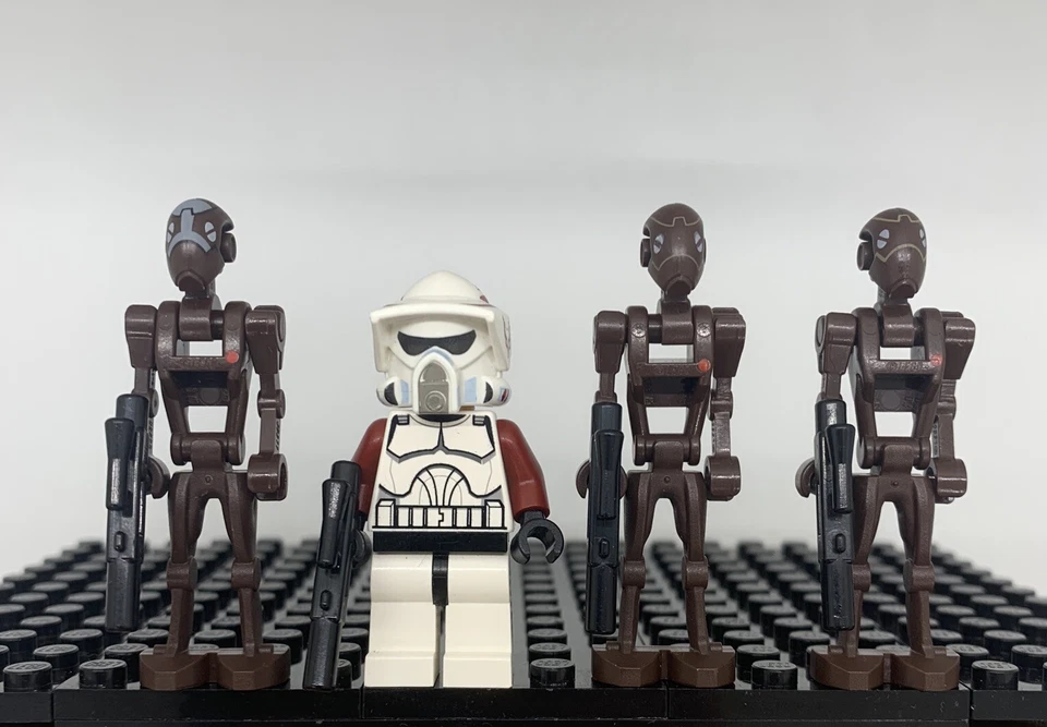 LEGO Star Wars Minifigure LOT ARF Clone Trooper Commando Droid Captain 9488 - Image 1 of 1