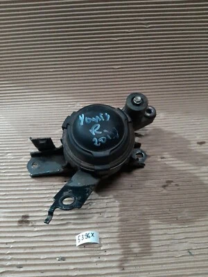 Toyota Yaris 2014 híbrido montaje de motor derecho Foto 1 de 4