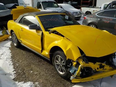 Cilindro maestro de freno usado se adapta a: Ford Mustang 2005 grado A Foto 1 de 4