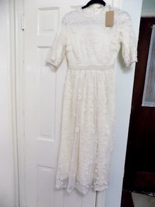 Hidden Alley cremefarbene Spitze bestickt Boho romantisch Balletcore Midi Kleid Gr. S Neu - Bild 1 von 14