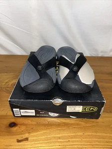 Keen Antigua Black Women’s Closed Toe Sandals Flip Flops 5102 Size 8 EU 38.5 NEW - Picture 1 of 7