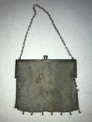 Antiguo bolso sin asas alemán de malla de plata con eslabones de cadena y correo marco con bisagras Foto 1 de 4