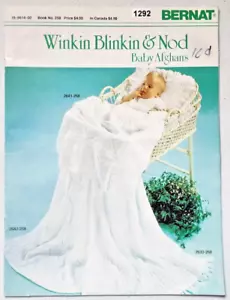 Winkin Blinkin Nod Bebé Afgano Crochet Tejido Escoba Palo 18 Patrones Bernat #258 - Imagen 1 de 3