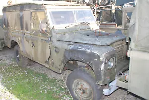 Oldtimer / Projekt: Land Rover 109 Serie 3 MoD British Army Militär LHD Hardtop - Bild 1 von 24