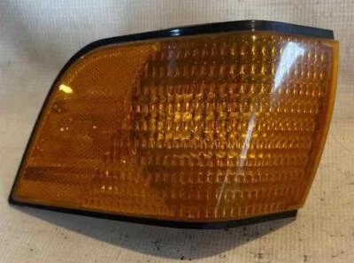 Guardabarros luz giratoria para pasajeros Buick Century 1989-96 MTD usado OEM Foto 1 de 4