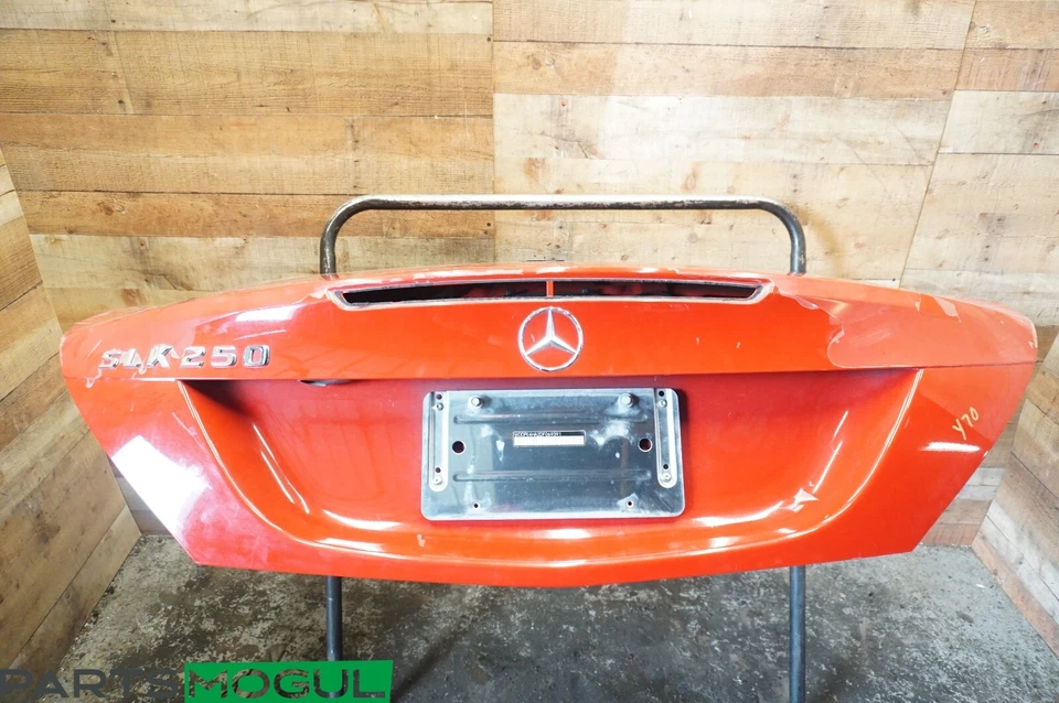 05-11 Mercedes R171 SLK280 SLK350 SLK55 AMG Conjunto de panel de tapa de maletero rojo OEM Foto 1 de 4