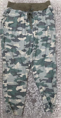 Pantalones de salón para mujer Lucky Brand multicolor camuflados M algodón dormir suaves elásticos Foto 1 de 4