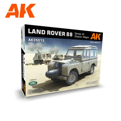 Land Rover 88 Series IIA -Station Wagon 1:35 Plastic Model Kit AK INTERACTIVE - Immagine 1 di 4