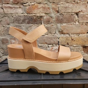 Sandalia de cuña con correa para mujer Sorel JOANIE™ IV Y Hon beige/cerámica 2076831 (talla 11) nueva con caja - Imagen 1 de 10