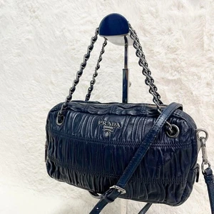 Auténtico bolso de hombro de cadena bidireccional reunido de cuero azul marino Prada JAPÓN - Imagen 1 de 15