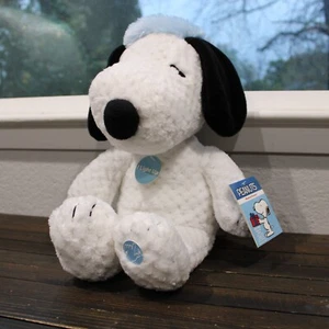 DanDee Peanuts Light-Up Musical Snoopy Plush Stuffed Christmas Toy Plays 3 Songs - Picture 1 of 6