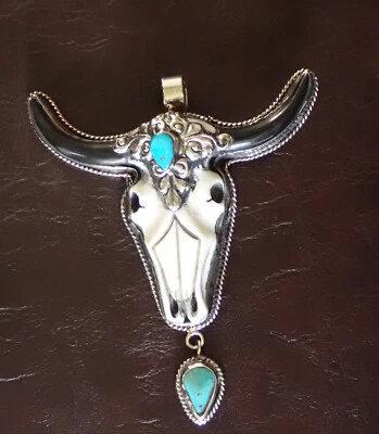 Colgante Calavera Ex Grande Longhorn con Turquesa Foto 1 de 4