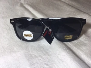 IOWA HAWKEYES ~ Sunglasses - Picture 1 of 6