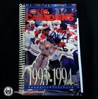 Patrick Roy signiertes Jahrbuch 1993-1994 AS-00886