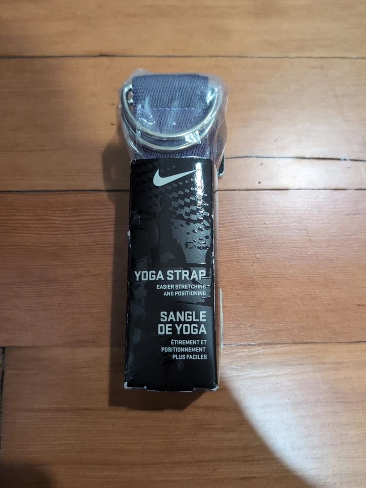 Nuevo - Correa de yoga Nike banda de posición elástica púrpura Foto 1 de 3