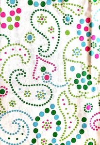 VINTAGE 70'S YELLOW PAISLEY & DOTS PATTERN - 76" L X 44" W - Picture 1 of 3