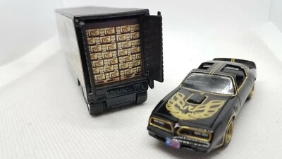 Coors Pallet for inside Smokey & the Bandit-Snowman Trailer set of 2 stickers - Image 1 of 3