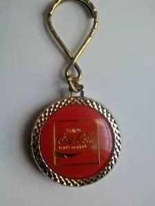 Llavero de Coca Cola - metal y acrílico Coca Cola con onda (años 80) - Imagen 1 de 2