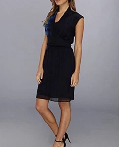 $238 Elie Tahari Navy Blue Snakeskin Silk Faux Wrap Belted Sleeveless Dress Sz 2 - Picture 1 of 10