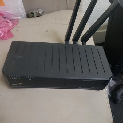 Cradlepoint E300 Series Router 300 Mbps   - Image 1 of 4