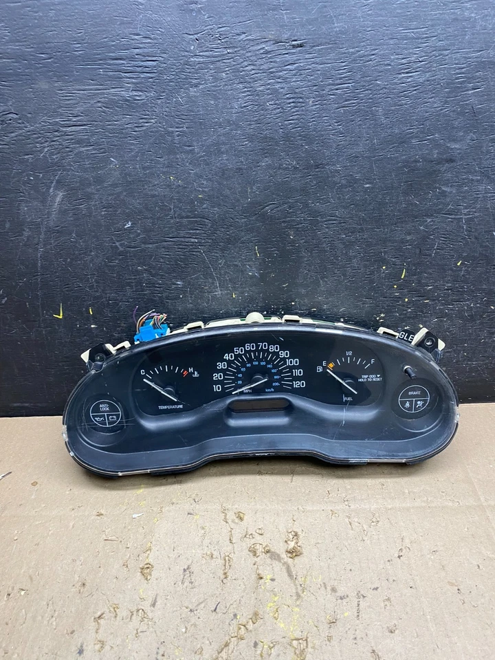 Velocímetro de tablero Buick Century 1999 2005 calibre de grupo U5527 DG Foto 1 de 4