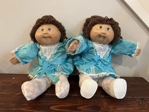 Cabbage Patch Girl Puppe Zwillinge 16 Zoll braune Haare & Augen passendes Outfit 1985 Vintage - Bild 1 von 8