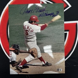 Johnny Bench Autographed Cincinnati Reds Signed 11x14 Photo Beckett BAS MVP - Picture 1 of 3