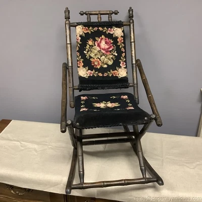 Mecedora antigua punta de aguja para niños carrete negro floral victoriano Foto 1 de 4