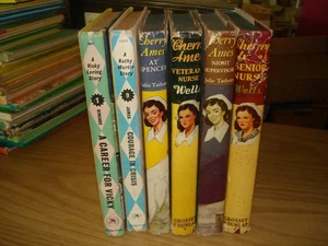 Lot of 6 vintage hardcover books Cherry Ames/nurse/Kathy Martin + Vicky Loring - Bild 1 von 2