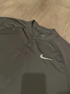 Camisa Nike Tennis Dri-FIT Henley 929142-010 Para hombres Talla Grande Negra Clásica - Imagen 1 de 6