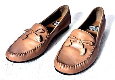 Mootsies Tootsies Mujer Molly Mocasines Cuero Marrón Sin usar, en caja, Puntera Pellizcada Zapatos Talla 9M Foto 1 de 4