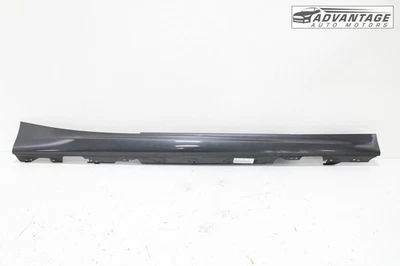 2015-2016 BMW M235I XDRIVE F22 SAIA LATERAL DIREITA PAINEL DE MOLDAGEM BALANCIM FABRICANTE DE EQUIPAMENTO ORIGINAL - Imagem 1 de 4