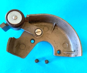 SINGER SEWING MACHINE 185k BOBBIN WINDER & BELT GUARD  VINTAGE ORIGINAL p754 - Picture 1 of 3