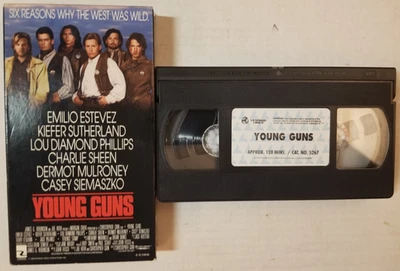 📼 VINTAGE 📼 Young Guns 📼 (VHS, 1988) 📼 TESTED 📼 Foto 1 de 2
