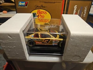 Revell Collection Dale Earnhardt #3 1998 Bass Pro Shops 1:24 Diecast Car /14994 - Picture 1 of 4