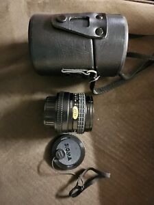 Sigma Mini-Wide II 28mm f/2.8 Multi-Coated MF Lens with Caps. C5