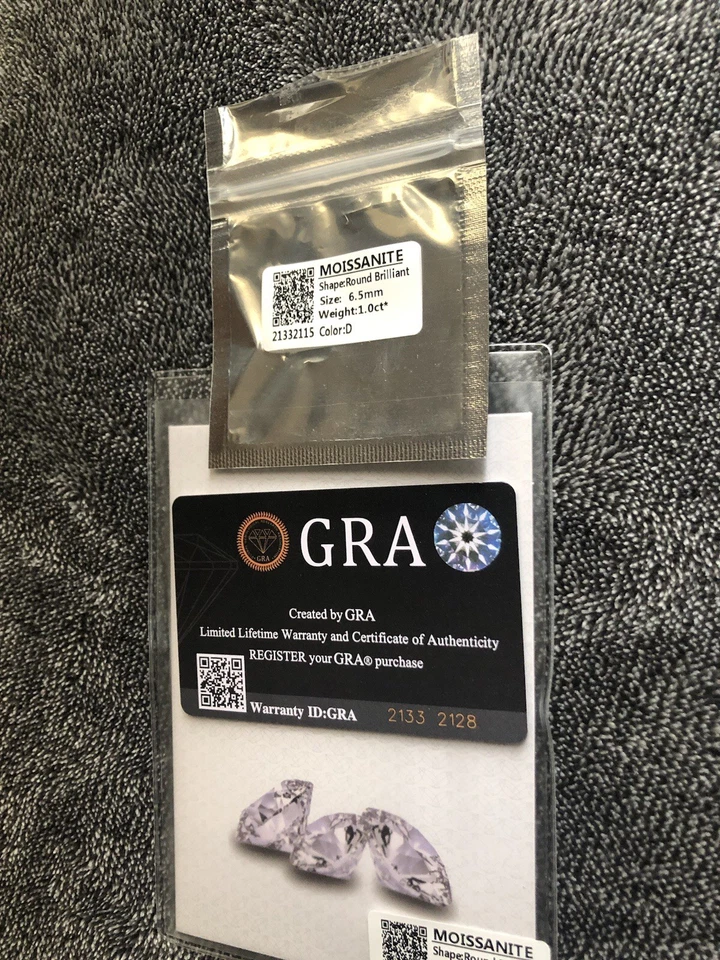 Anillo de moissanita GRA Foto 1 de 3