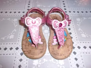 LITTLE GIRLS ...HELLO KITTY...SIZE ...6... SANDALS...3.99 - Picture 1 of 5